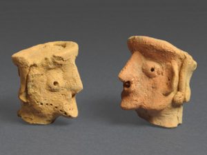 https://www.biblicalarchaeology.org/wp-content/uploads/2012/12/tel-motza-figurines-300x225.jpeg